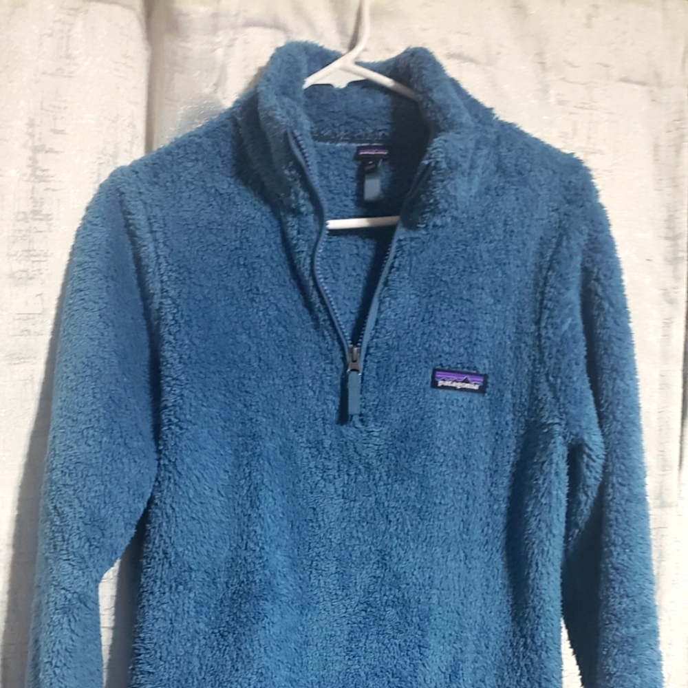 Womens Patagonia pull over